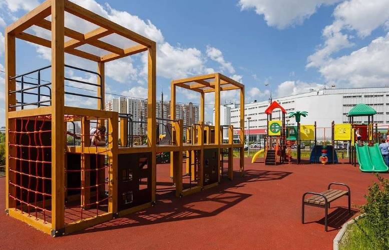 Спортивно-развивающий комплекс
